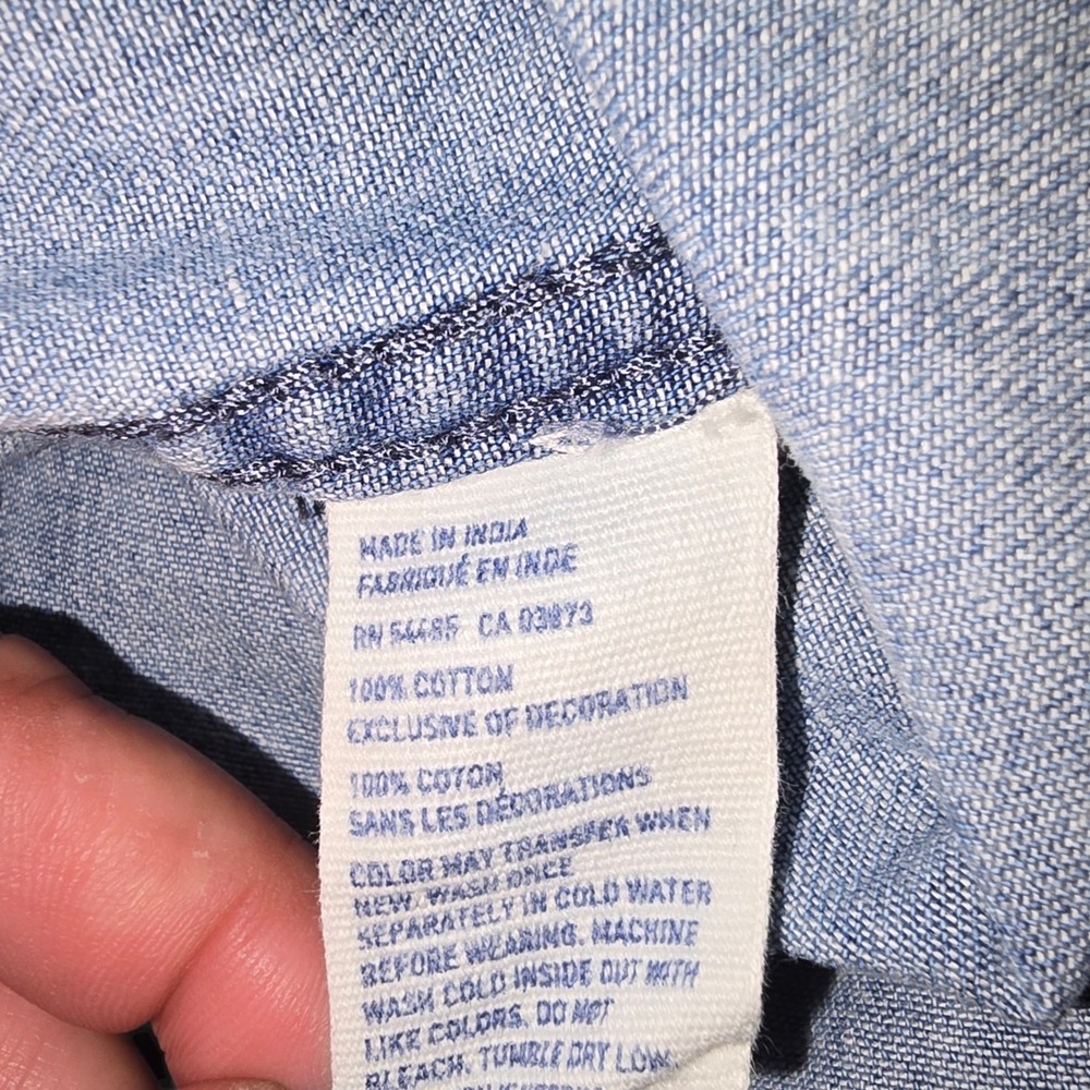 American Eagle Womens Large Blue Denim Chambray Ombre Button Down Shirt L/G - Picture 5 of 9